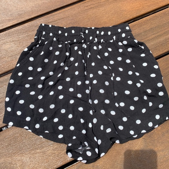Garage polka dot soft shorts - Picture 1 of 3